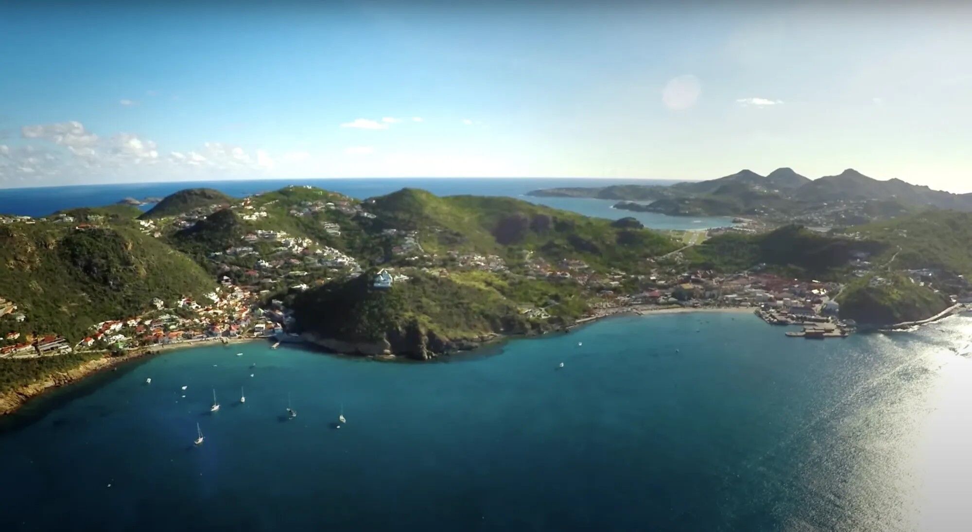 Остров звезд и миллионеров: как выглядит Сен-Бартелеми и чем он особенный
