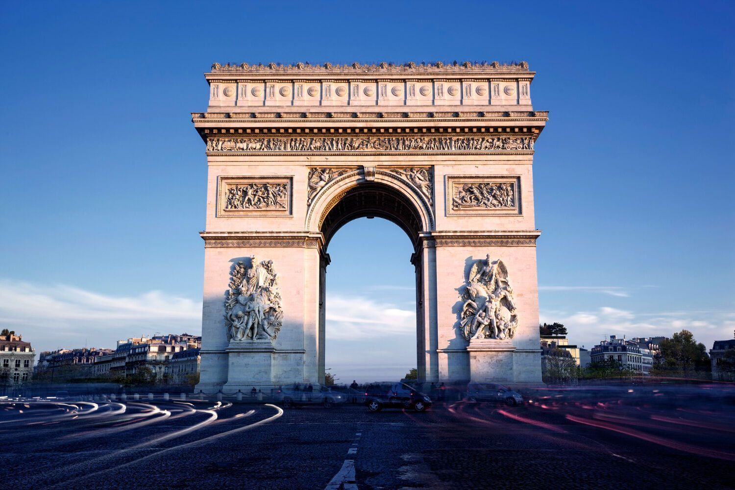 Дешевий Париж: як заощадити на квитках, французьких ресторанах і Діснейленді