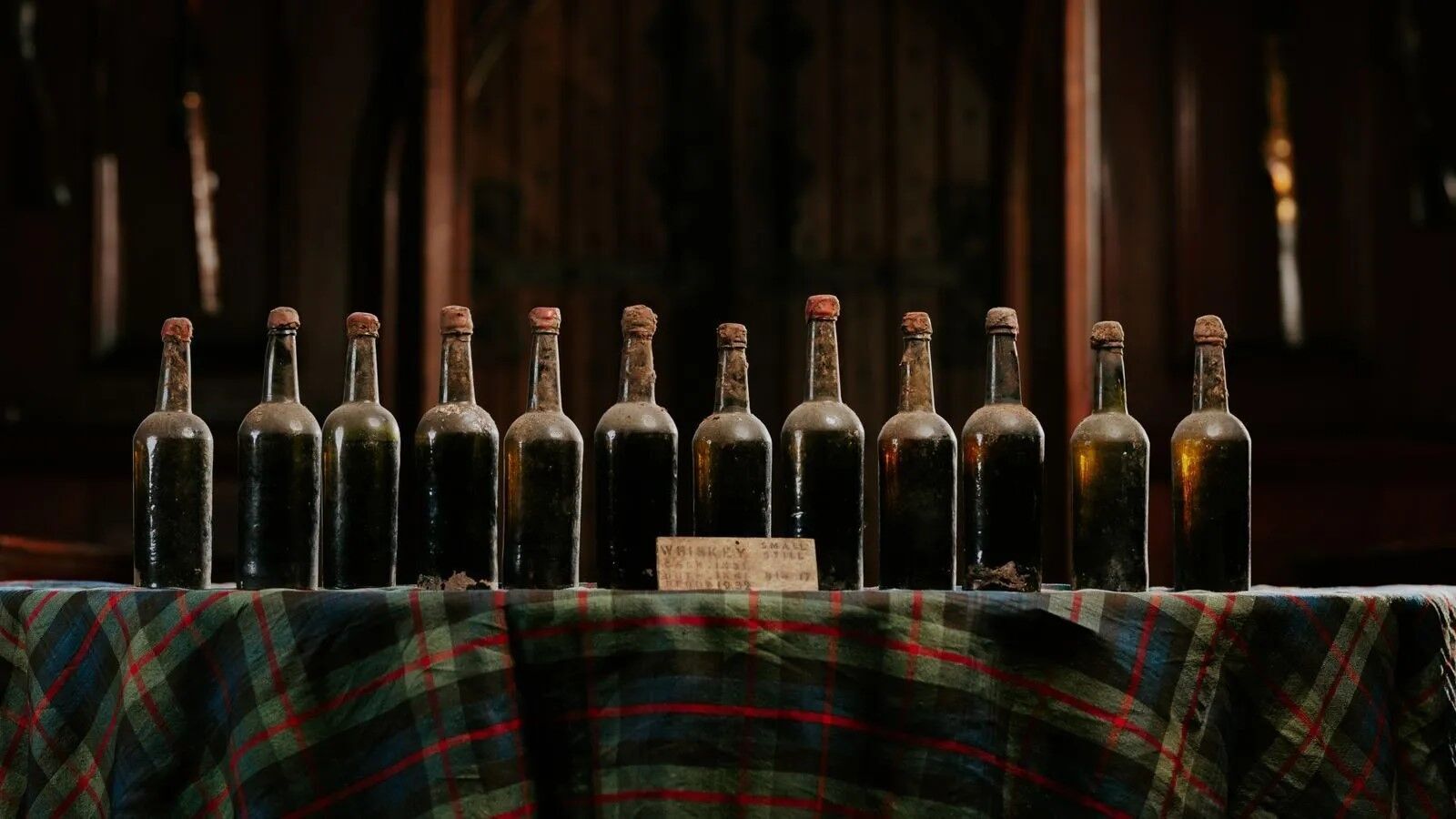 В Шотландии выставят на продажу самый старый в мире виски. Фото