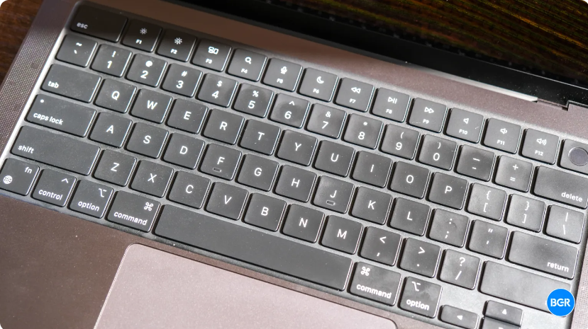 Обзор MacBook Pro M3: Apple взяла лучший в мире ноутбук и сделал его безукоризненным