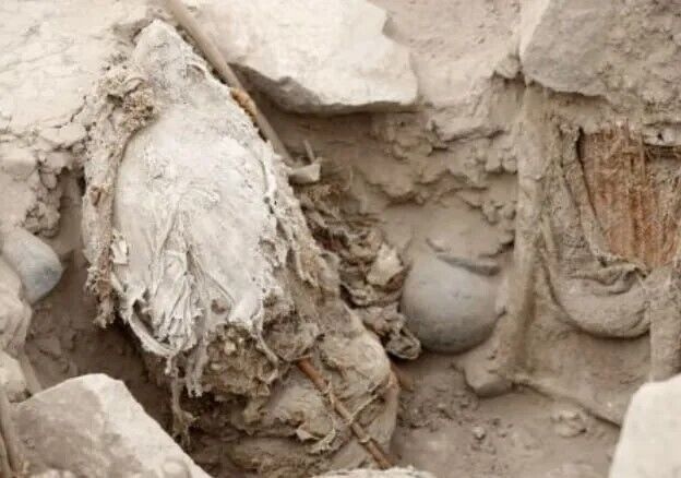 В Перу нашли мумии старше тысячи лет. Фото
