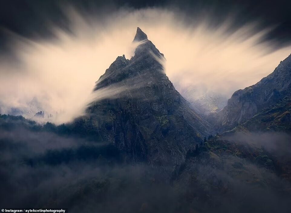 Нереальная красота: фотограф в Instagram публикует необычные горные пейзажи, которые поразят вас.