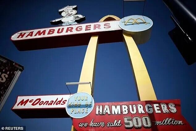 В Калифорнии находится самый старый Макдональдс в мире. Фото и видео