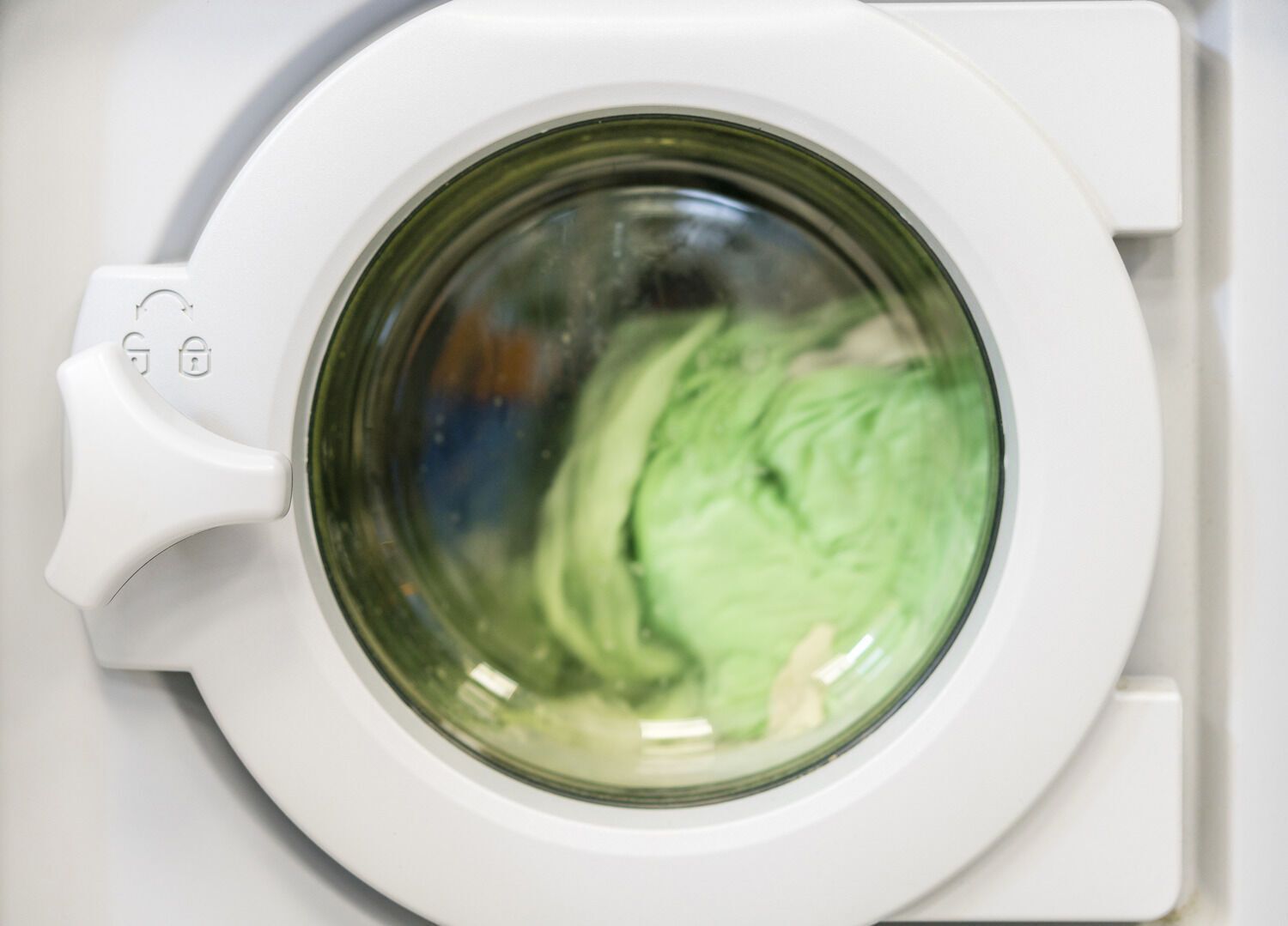 Безопасно ли использование капсул со стиральным порошком: эксперты советуют быть осторожными