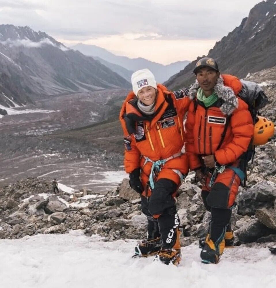 Норвезька альпіністка і її гід встановили рекорд, підкоривши найвищі вершини світу за 92 дні