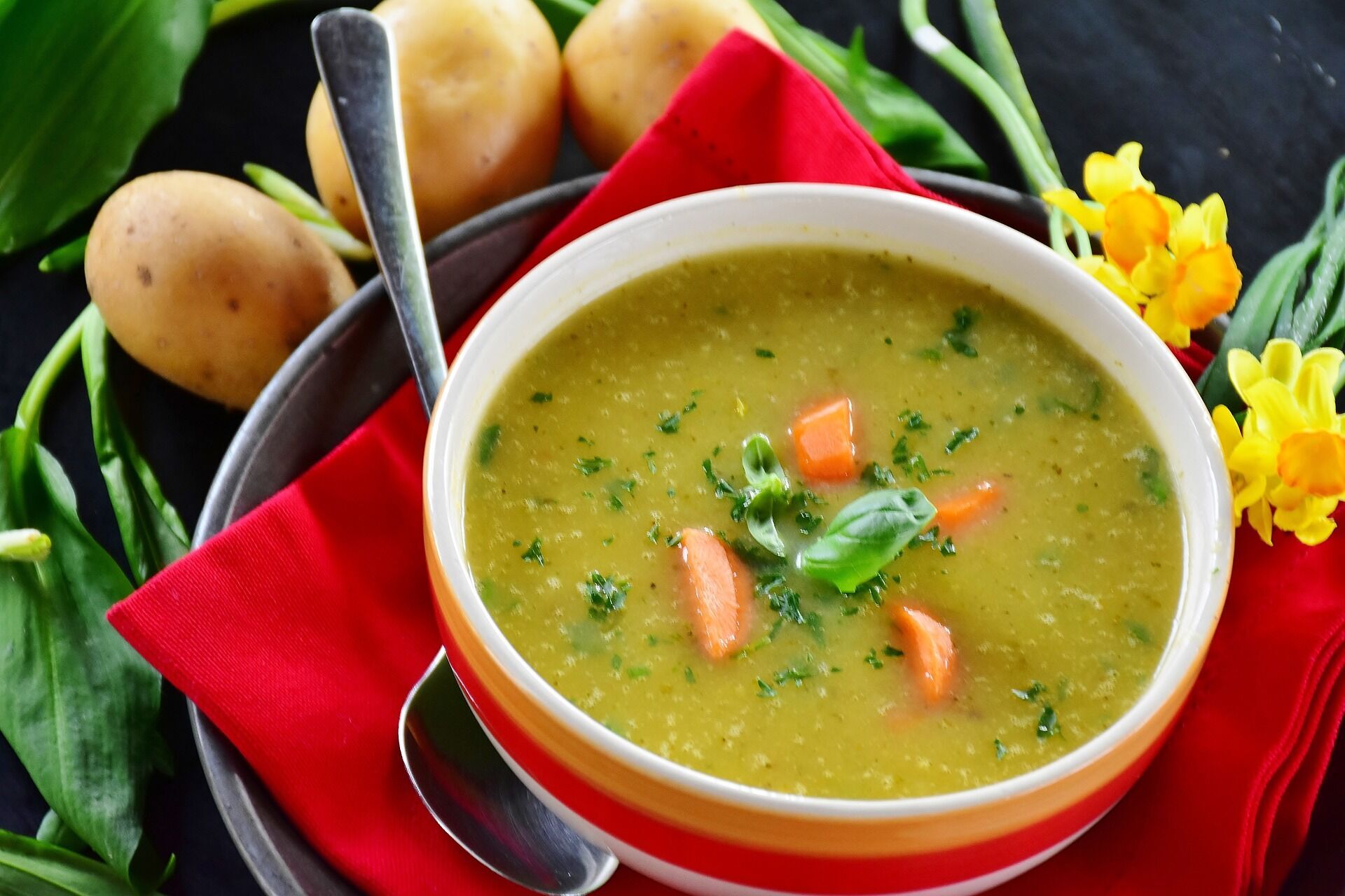 Як врятувати пересолений суп: проблему можна вирішити без особливих труднощів