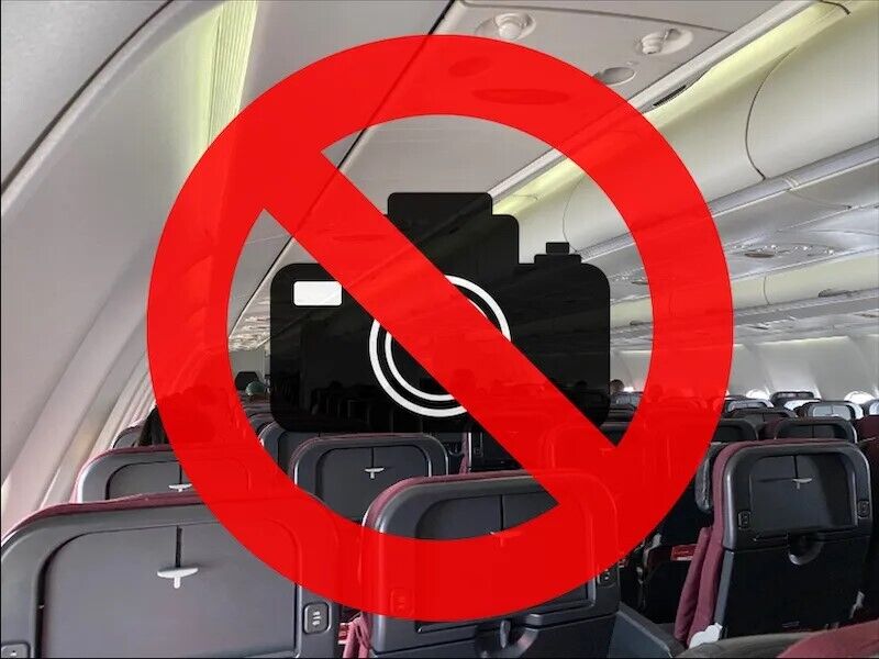 Авиакомпания Qantas запретила пассажирам фотографировать бортпроводников
