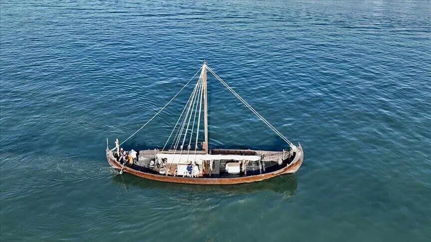 Легендарный парусник викингов Saga Farmann снова спустят на воду в Стамбуле