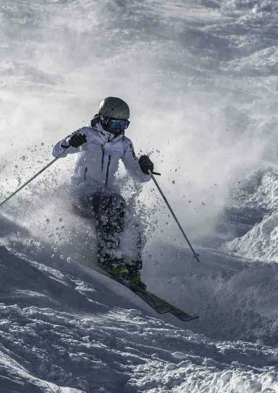Как защитить себя от лавин во время катания на лыжах