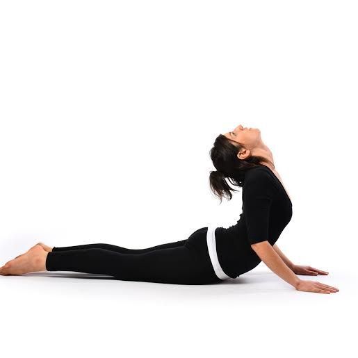 Як виправити неправильну поставу за допомогою йоги: 5 вправ для спини 