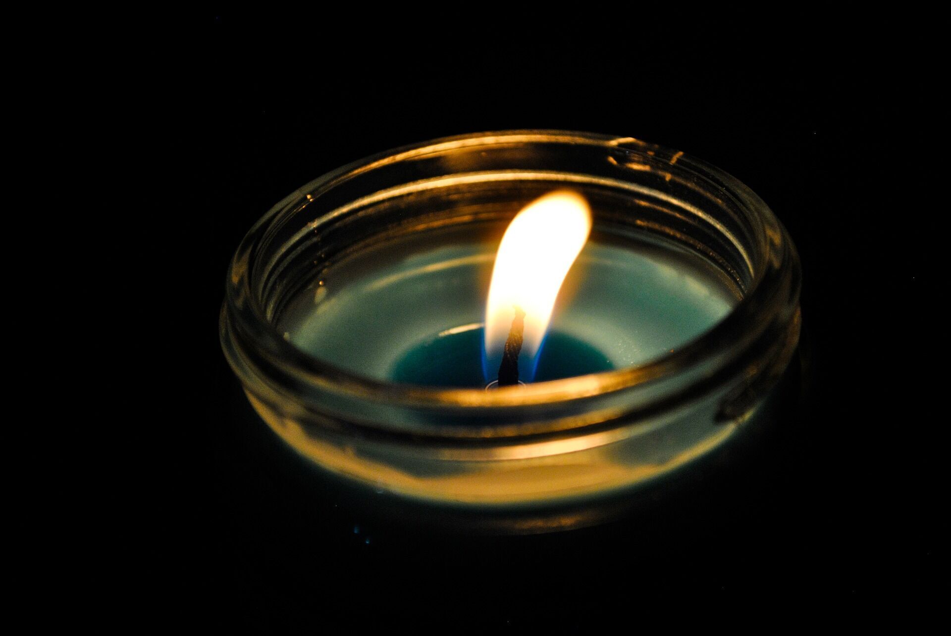Дифузори чи ароматичні свічки: що краще та на чому зупинити свій вибір