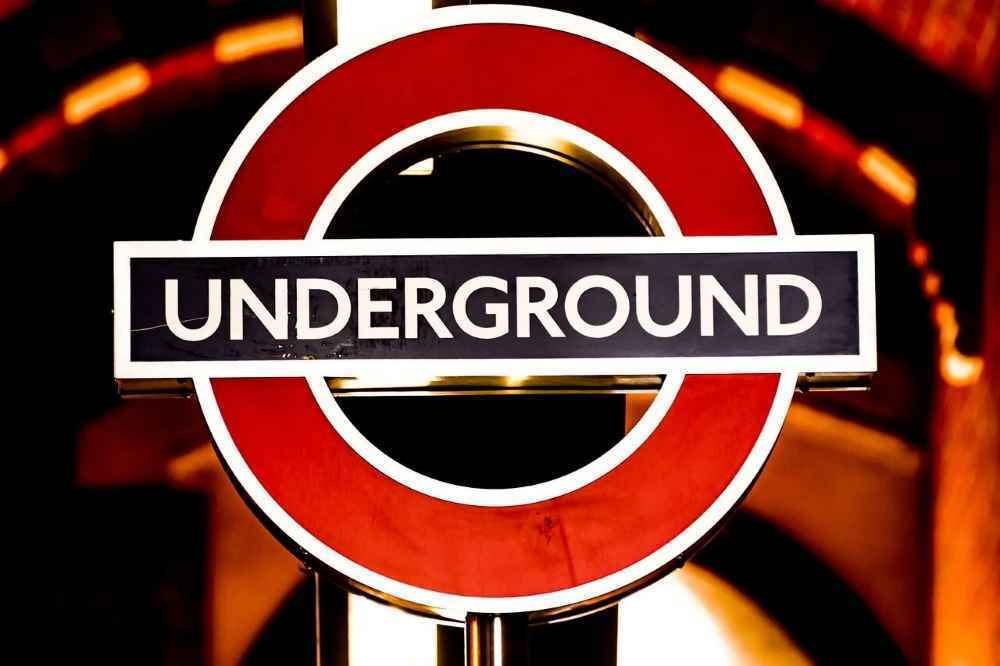В Лондоне появятся новые поезда метро на шести линиях: когда и где это произойдет
