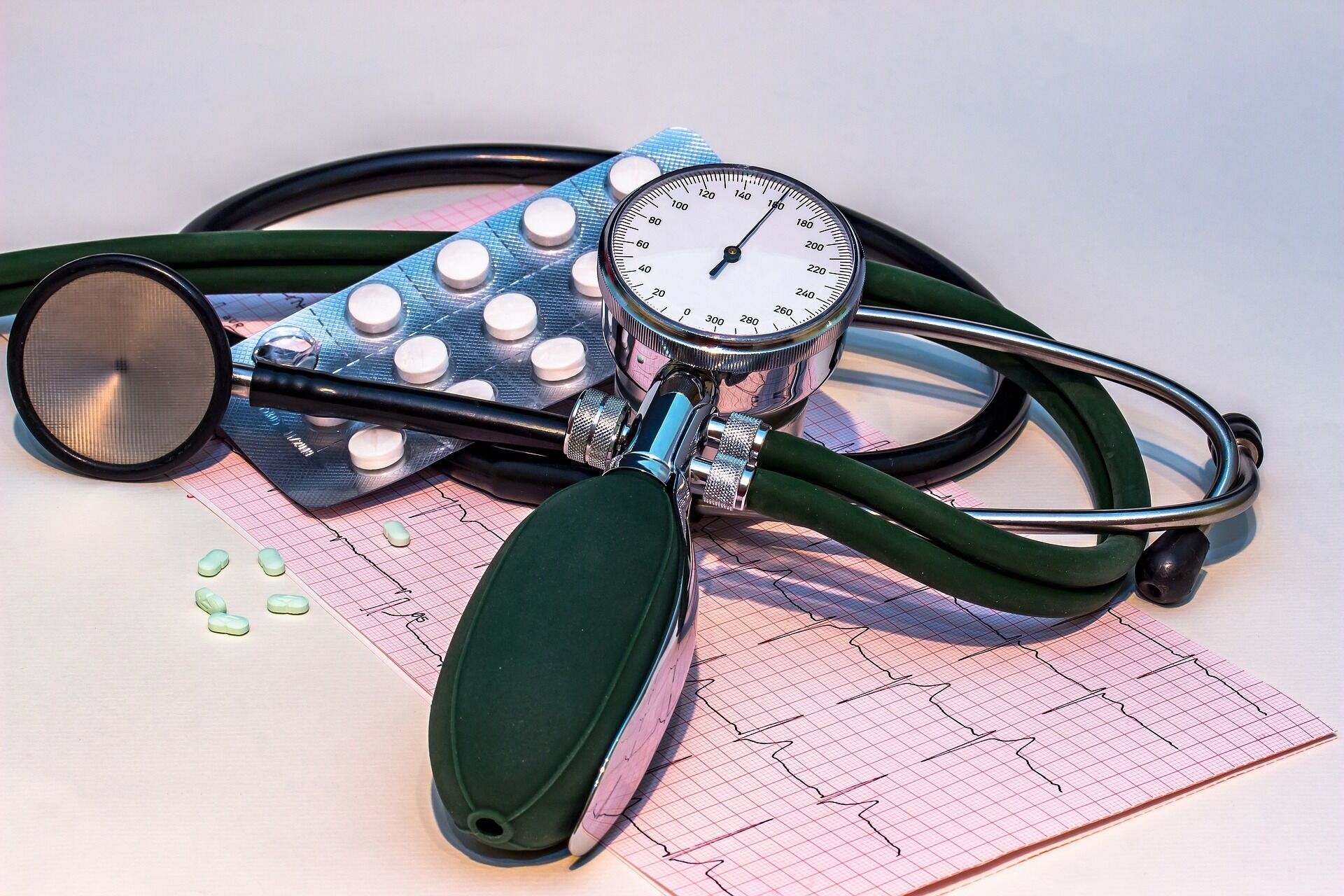 Как правильно измерить артериальное давление: 7 основных ошибок, влияющих на показатели