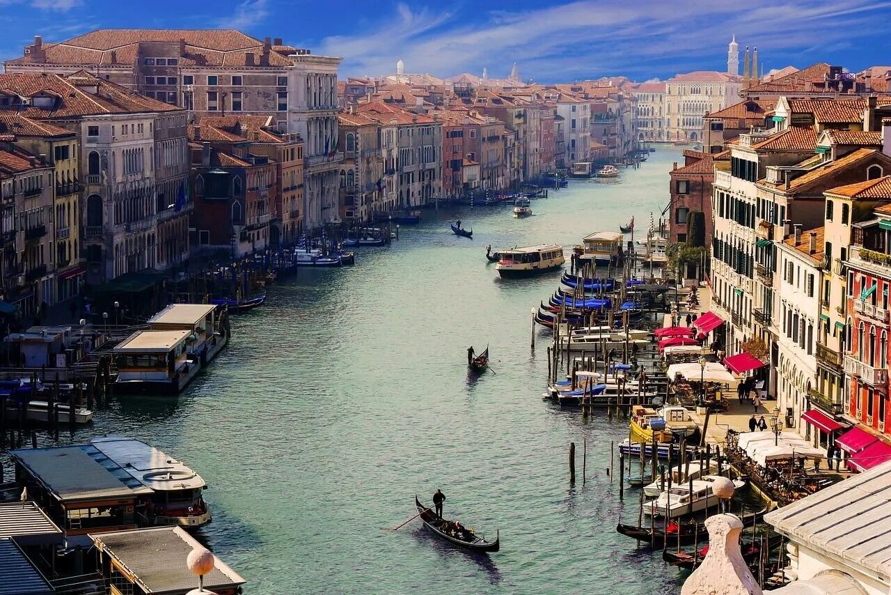 Венеція зробила третій крок до зменшення кількості гостей і ввела ліміт на туристичні групи