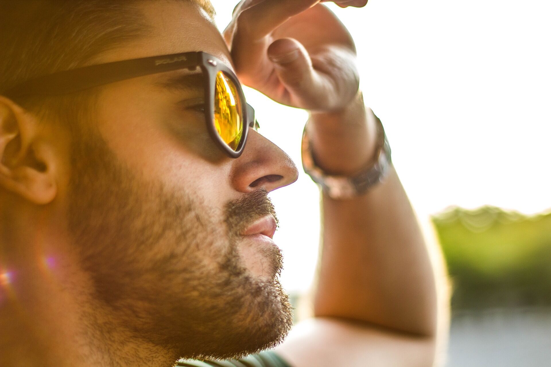 Бережіть очі літом: 5 порад, як правильно вибрати сонцезахисні окуляри