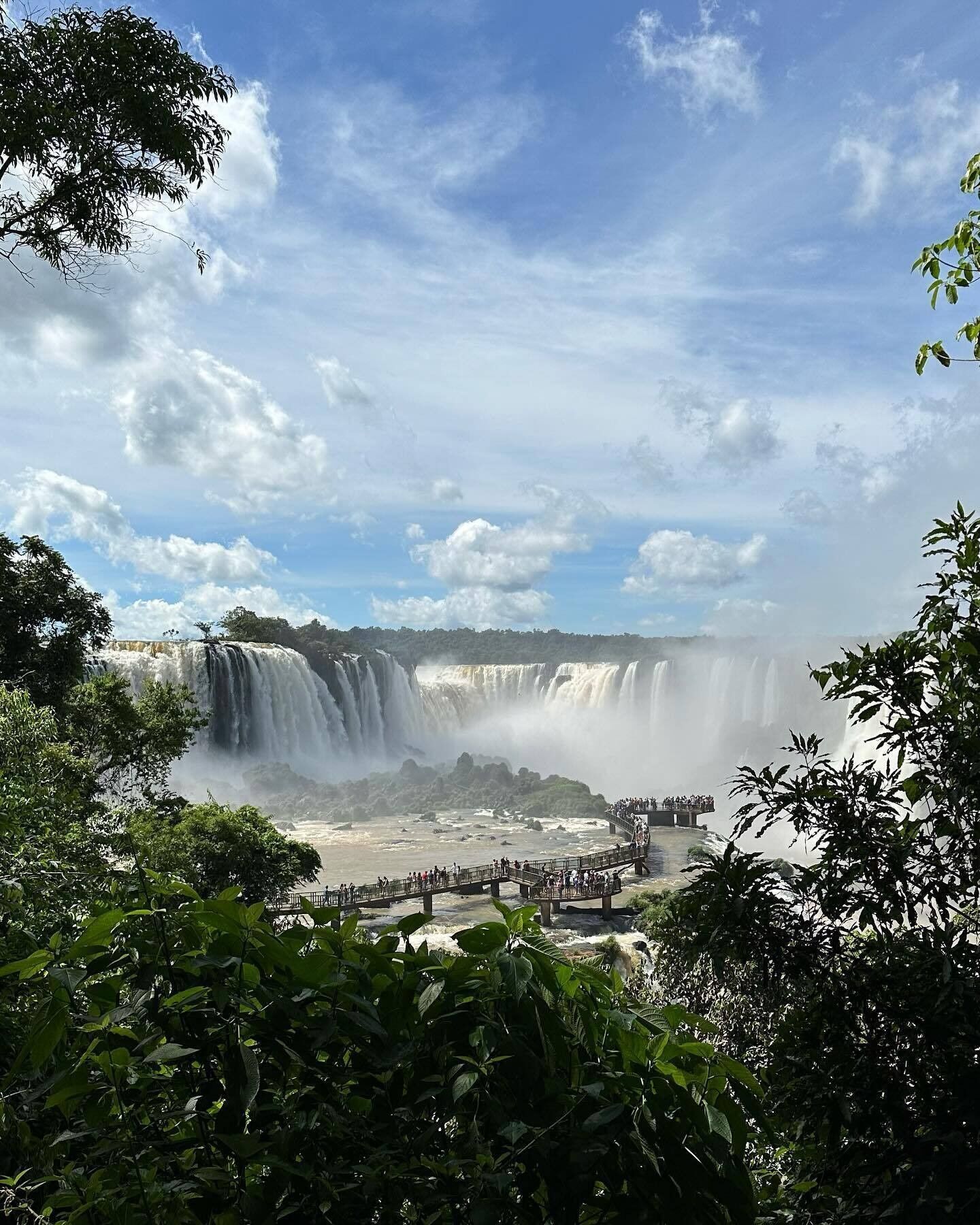 Леса Амазонки, небоскребы и водопады: что нужно обязательно посмотреть в Бразилии