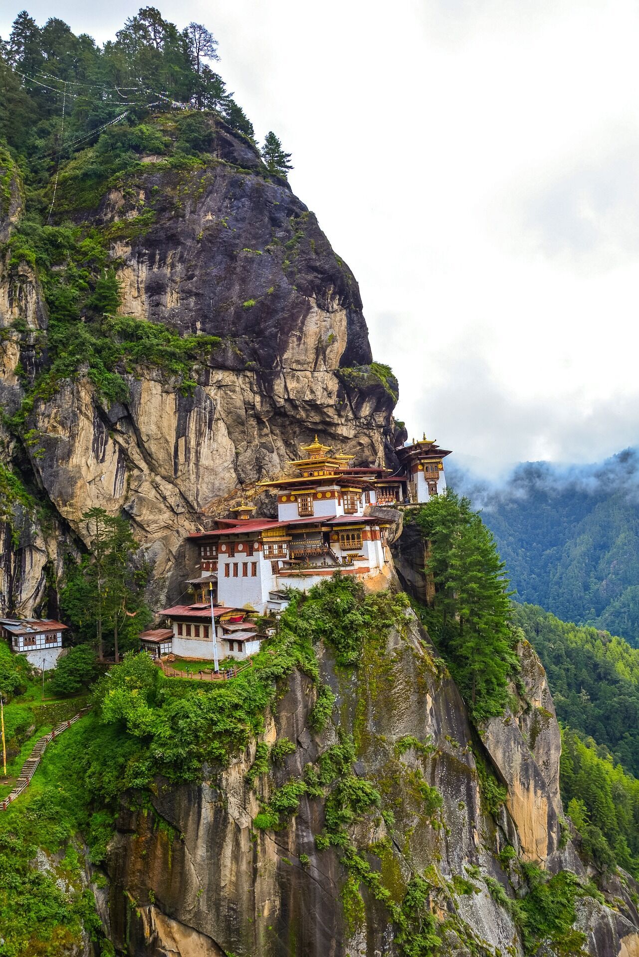 Соло путешествие в Бутан: наслаждайтесь одиночеством в Гималаях