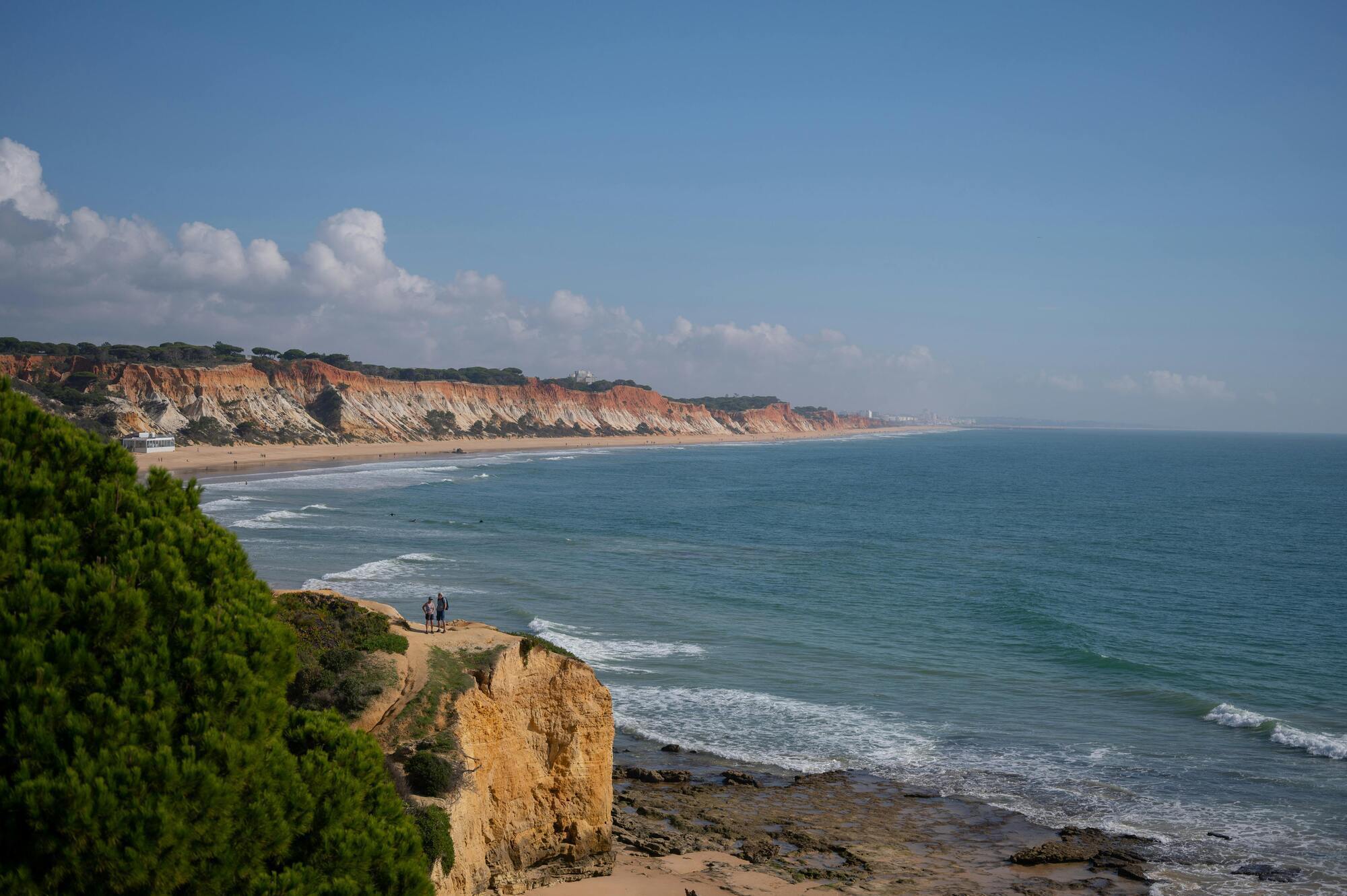 Лучшие пляжи мира 2024 года по версии Tripadvisor: первое место в Португалии