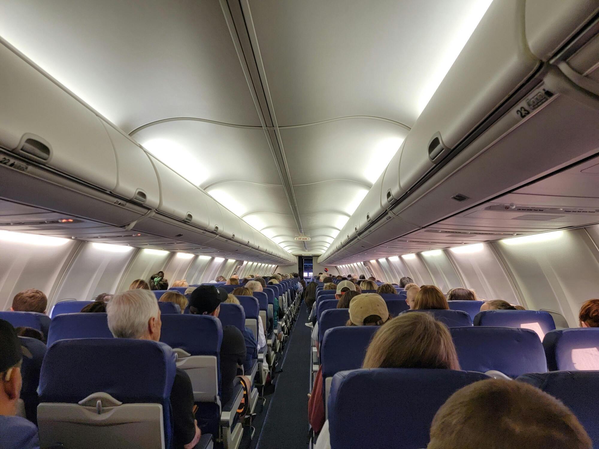 Как получить лучшее место в самолете: лайфхак от опытного путешественника
