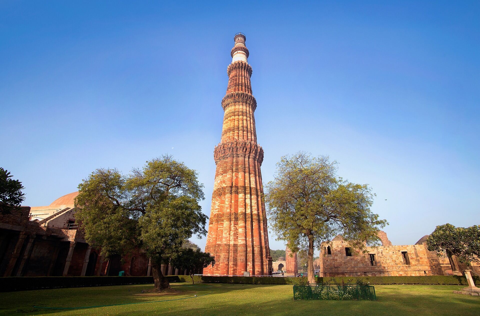 Древняя Индия: исследуйте 5 архитектурных чудес эпохи Великих Моголов в Дели