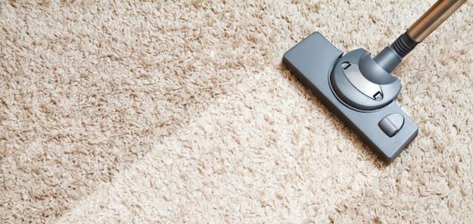 Як повернути килиму чистоту та свіжість: три методи для ефективного прибирання
