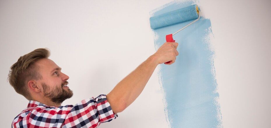 Три лайфхака, как устранить запах краски в помещении во время и после ремонта