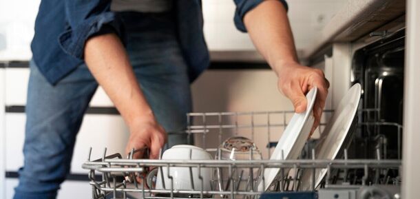 Типы посуды, которые нельзя мыть в посудомоечной машине