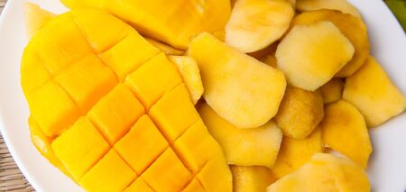 Как правильно выбрать сладкое и сочное манго