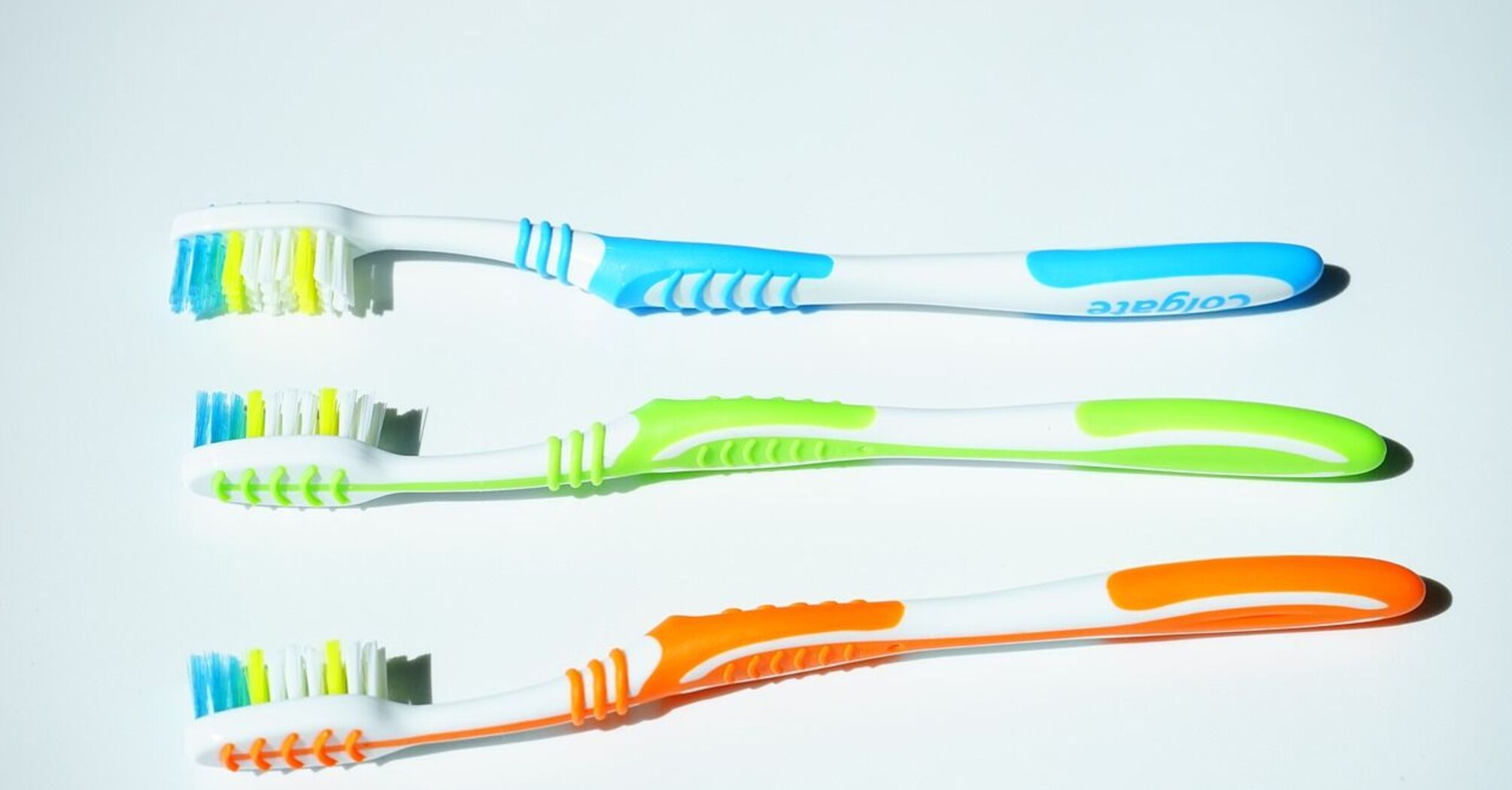 How to use an old toothbrush: three useful life hacks