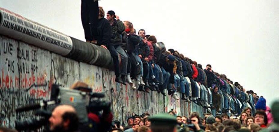 Берлинская стена история