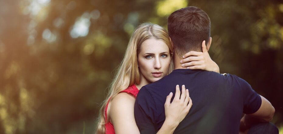 Стоит ли строить отношения с эмоционально недоступным партнером: 8 признаков указывающих, что рядом с вами именно такой человек  