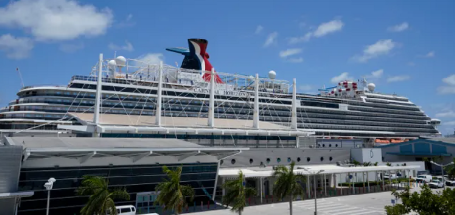 Лайнер Carnival Cruise Line