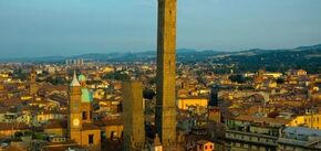 В Италии образовалась еще одна 'Пизанская башня': она становится опасной