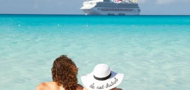 'Нудистский' круиз прибывает в Майами: основные правила отдыха