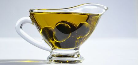 Універсальні властивості оливкової олії