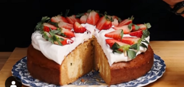 Торт 'Три молока': любимый десерт с детства