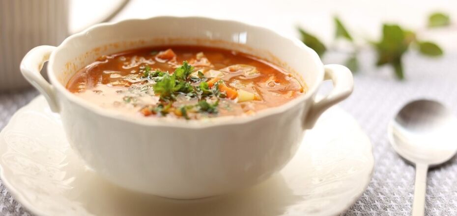 Почему суп минестроне стоит есть утром: его преимущества