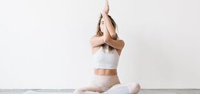 Пять поз йоги, которые улучшат работу поджелудочной железы