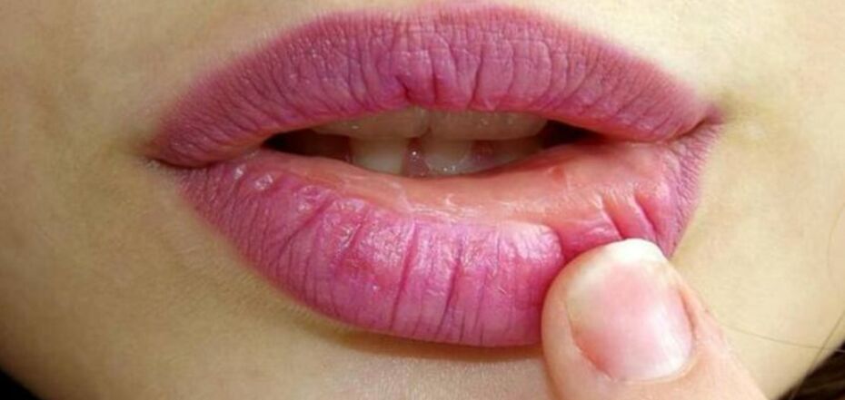 Новый тренд макияжа: как накрасить губы с эффектом эскимо