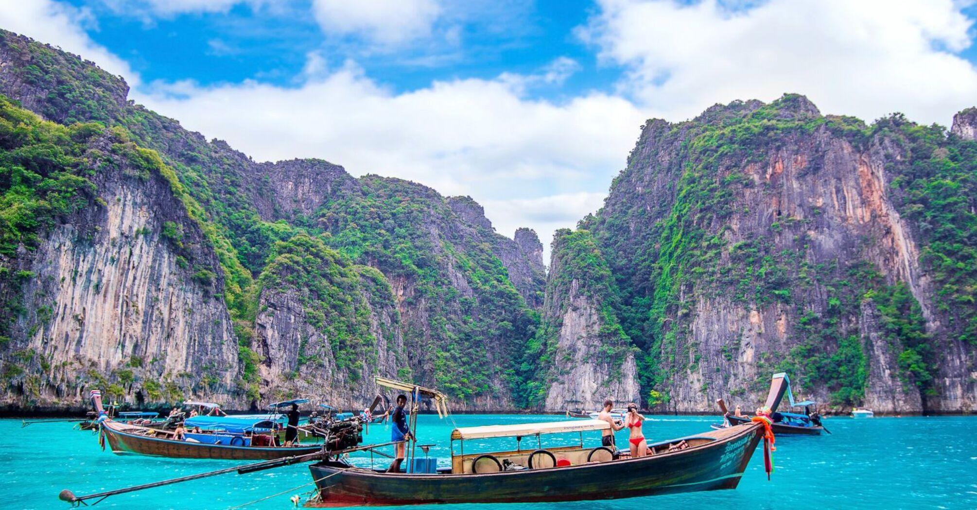 Таїландські води стають проблемою для туристів