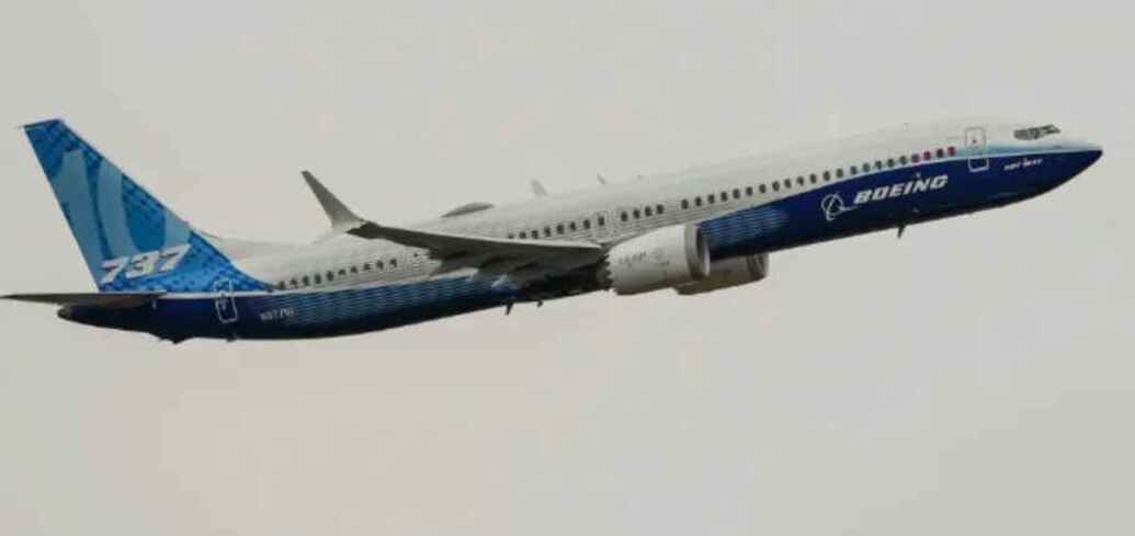 Boeing предупредил авиакомпании о возможной неисправности своих самолетов