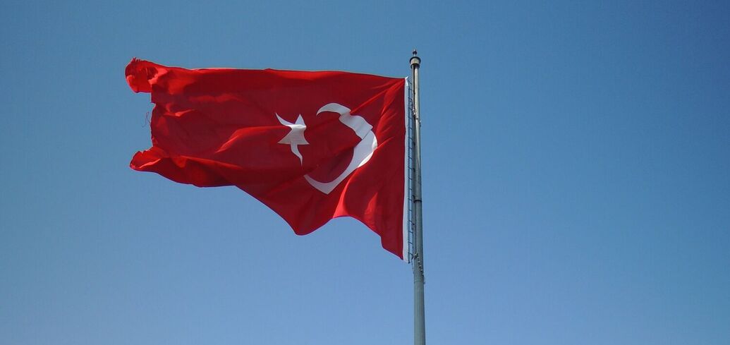Стоит ли ехать в отпуск в Турцию в апреле: преимущества и недостатки отдыха