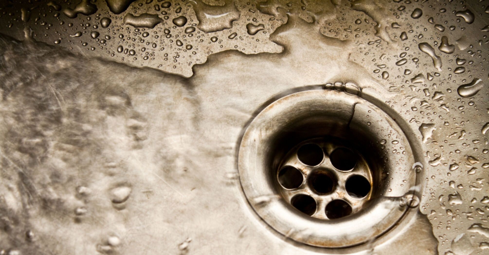 Как избавиться от засора в канализации: 4 полезных совета