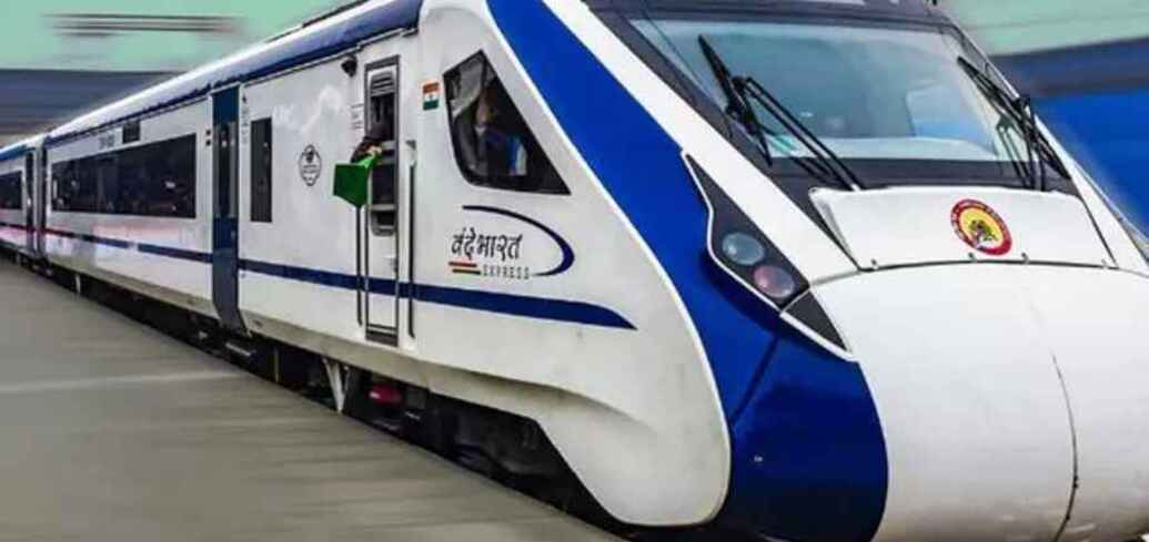 Индийская железная дорога запускает новый скоростной поезд