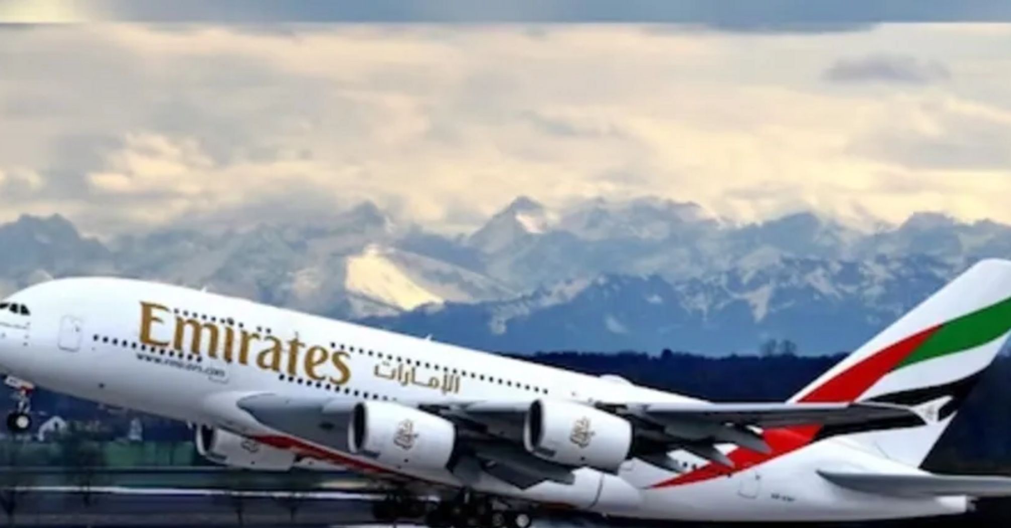 Рейс Emirates в Швейцарию превратился в частный самолет для матери с дочерью