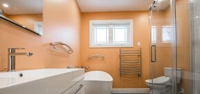 Плануєте ремонт у ванній кімнаті? 5 порад, як зробити приміщення зручним та естетично привабливим