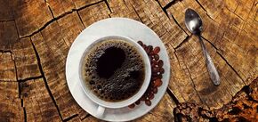 Альтернатива сиропам с сахаром: три добавки, которые сделают кофе полезнее