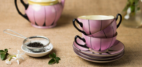 Будут блестеть: как отмыть чашки от чайного налета