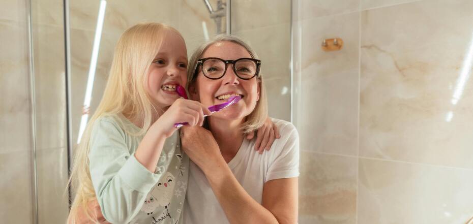 Як правильно чистити зуби: прості поради, які варто знати