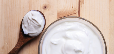 Употребление йогурта снижает риск депрессии и тревоги: результаты исследования